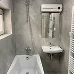 Rodinny Dom Auris Пьештяни