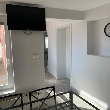 Rodinny Dom Auris Σπίτι διακοπών Πιεστάνυ